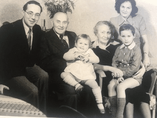 Annelies Vollmann und Familie